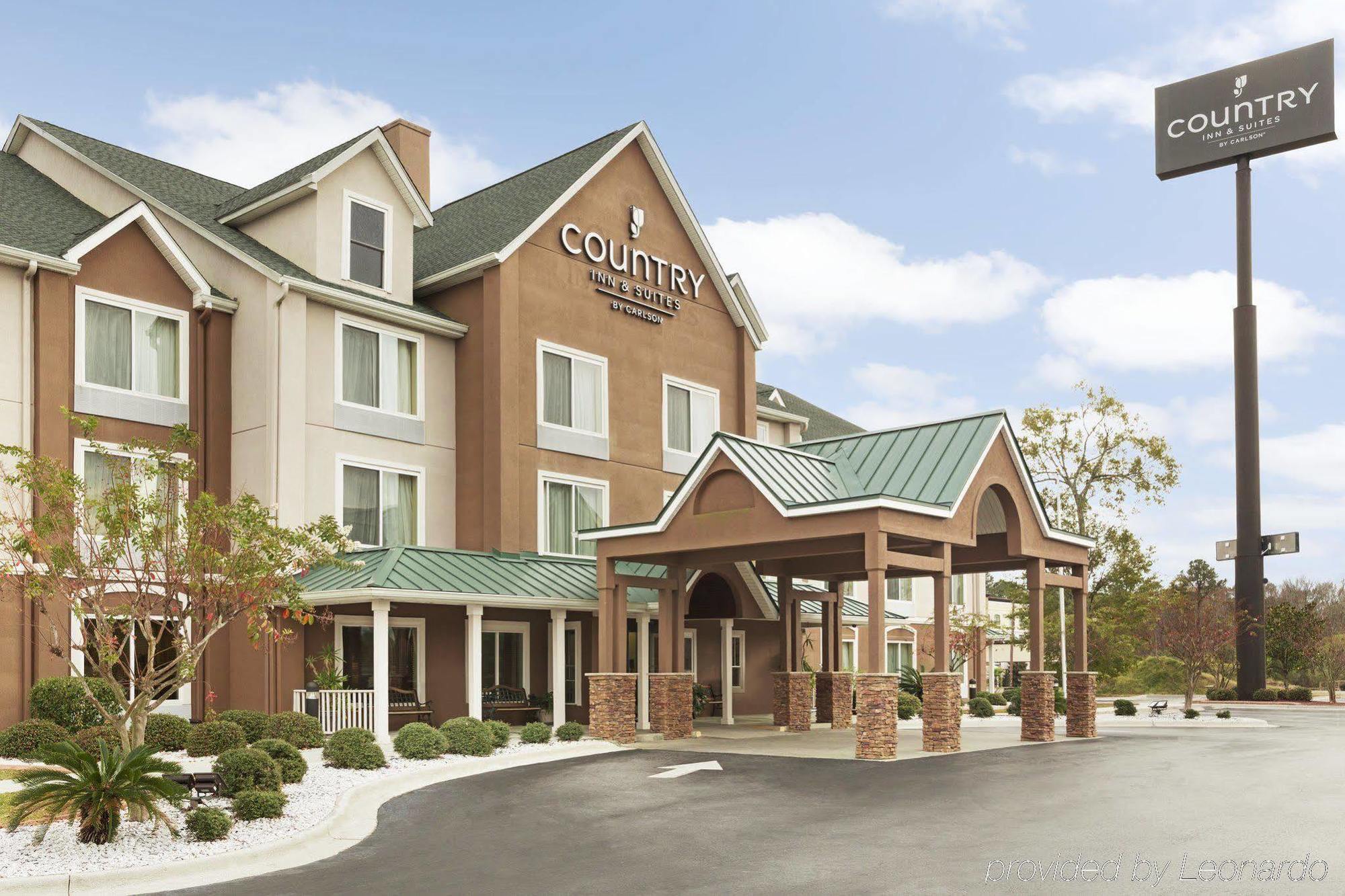 Hotel Country & By Radisson, Savannah I-95 North, Ga 3*